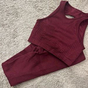 Khloe Kardashian Fabletics Set